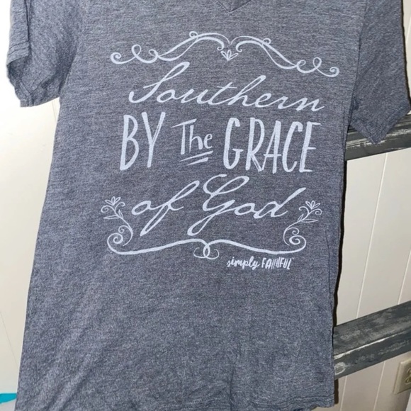 Simply faithful tee - Picture 1 of 1